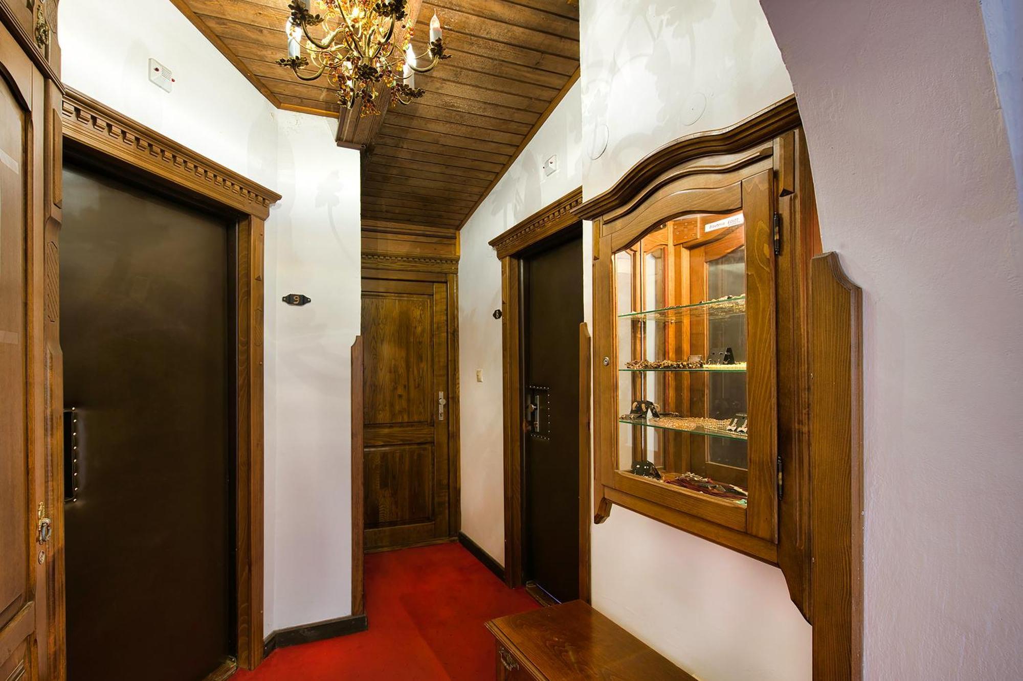 Panoramic Castle Suite With Free Private Parking Bratislava Exterior photo