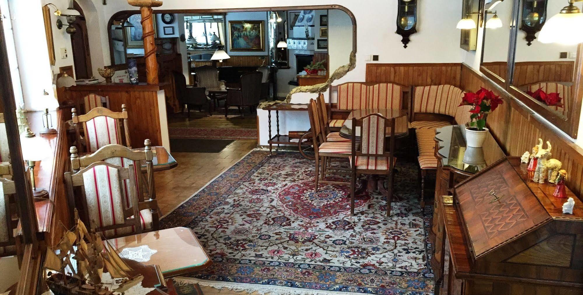 Panoramic Castle Suite With Free Private Parking Bratislava Exterior photo
